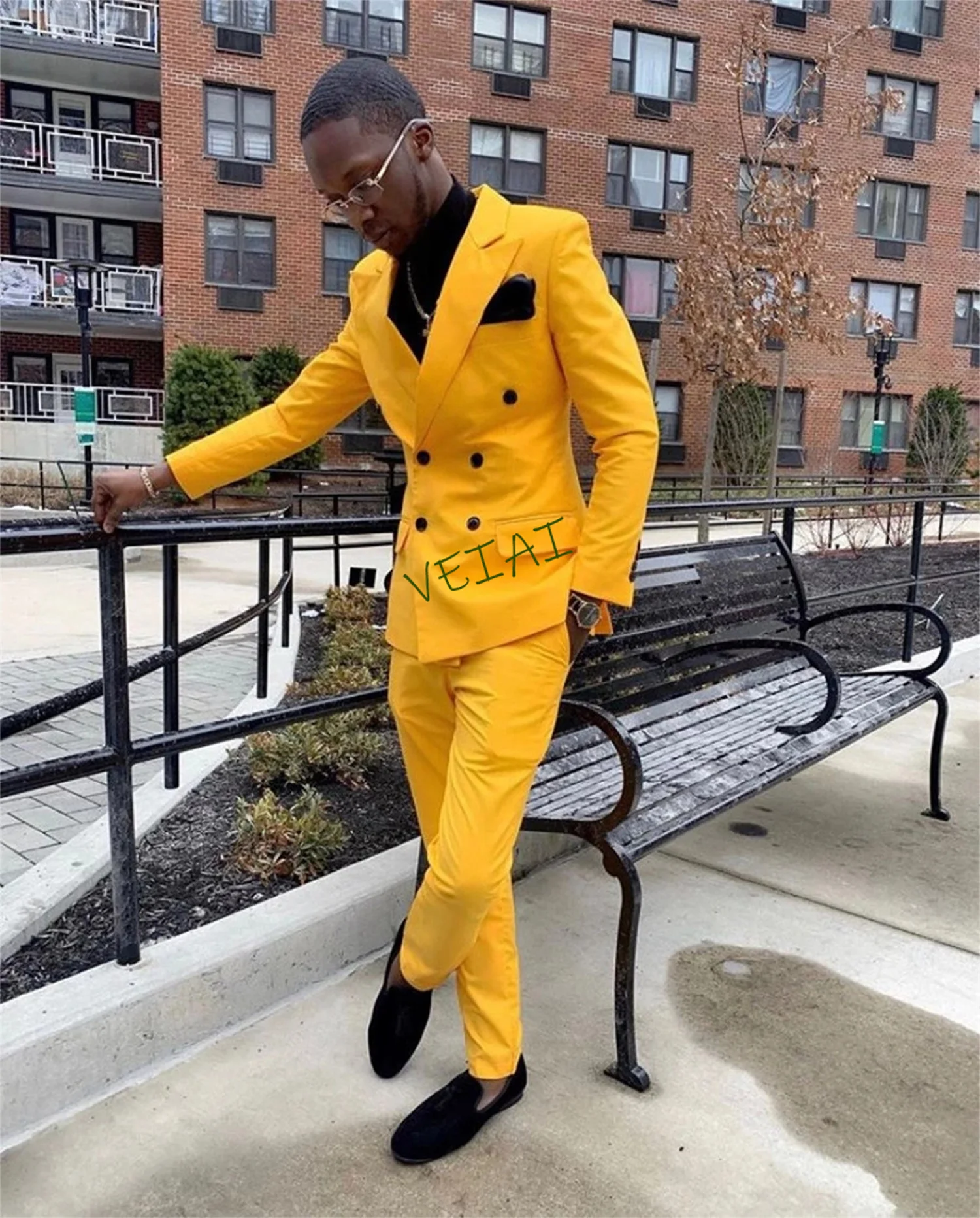 CustomizedNew Double Breasted Groomsmen Tuxedos Peak Lapel Men Suits 2 Pieces Wedding Best Man Bridegroom ( Jacket+Pants+bow )
CustomizedNew Double Breasted Groomsmen Tuxedos Peak Lapel Men Suits 2 Pieces Wedding Best Man Bridegroom ( Jacket+Pants+bow )