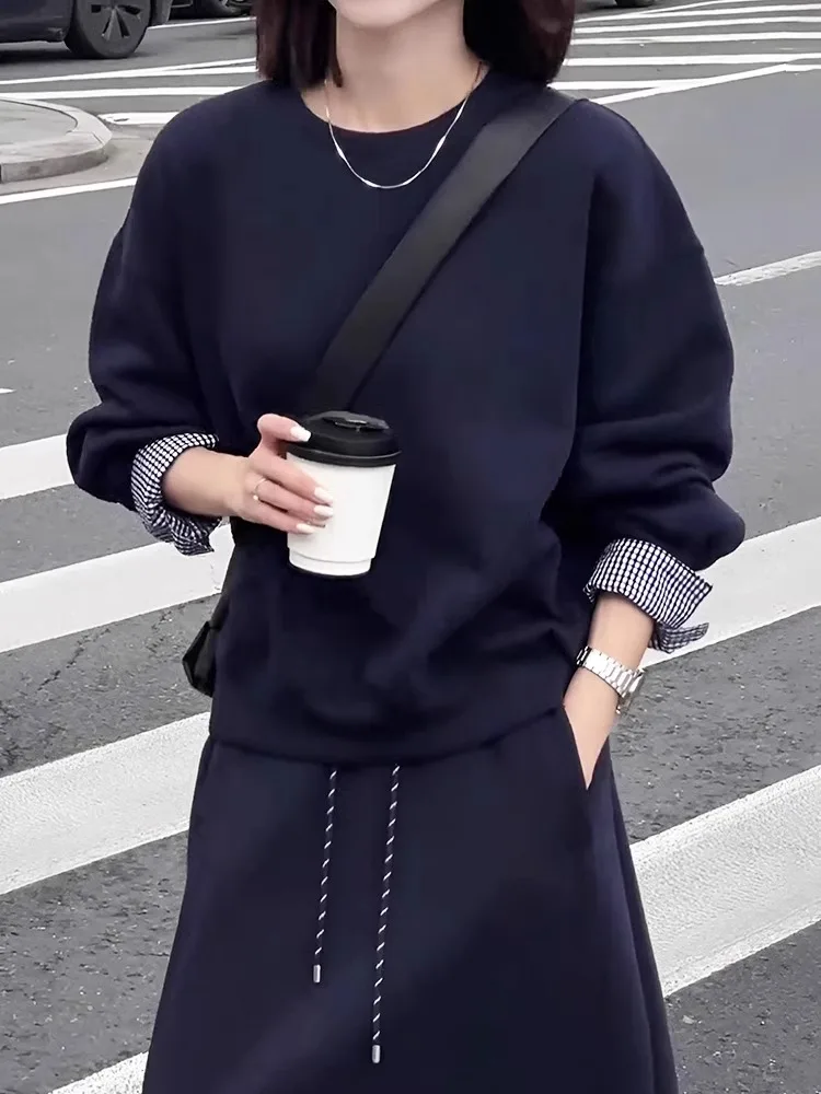 Early Autumn Fashion Set round Neck Sweatshirt High Waist Slimming Half Skirt Two Piece Set Women's Comfortable Lazy Style
Early Autumn Fashion Set round Neck Sweatshirt High Waist Slimming Half Skirt Two Piece Set Women's Comfortable Lazy Style