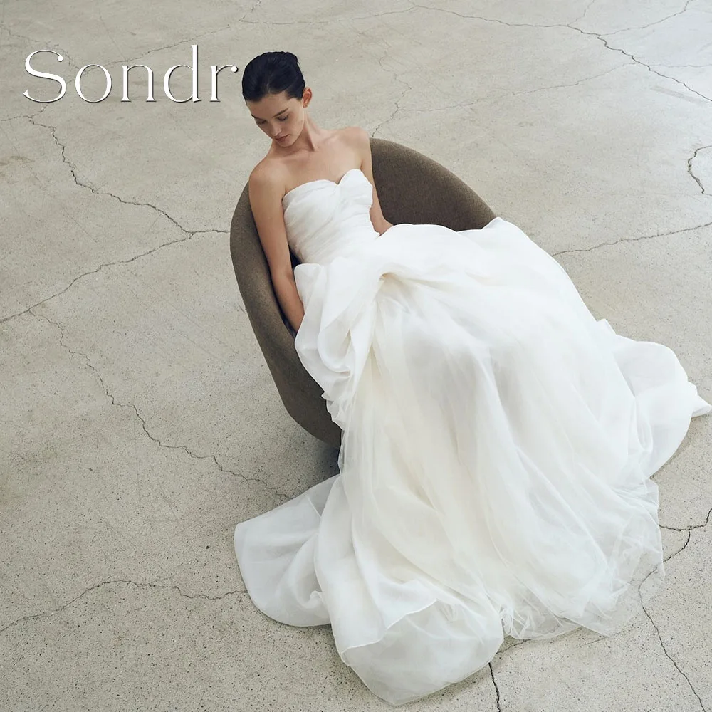 Индивидуальные элегантные корейские свадебные платья Sondr без бретелек, фасон А-силуэт, 2026, без рукавов, для фотосессии, 2026
Индивидуальные элегантные корейские свадебные платья Sondr без бретелек, фасон А-силуэт, 2026, без рукавов, для фотосессии, 2026
