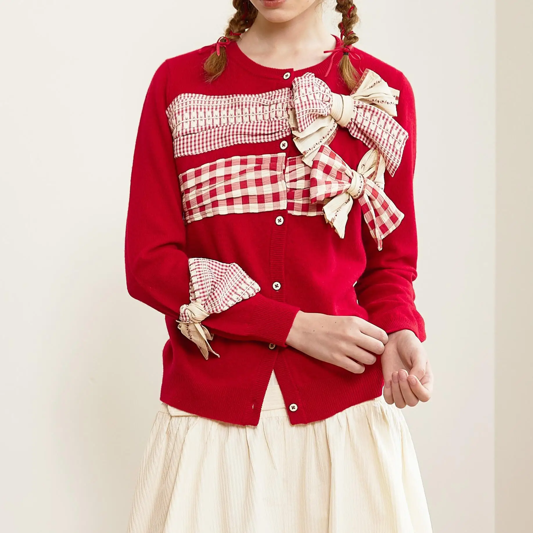 Red Knot Decorative Woolen Open Cardigan Original Design Women's Knitwear Winter 2024 Season Camere 00% Material
Red Knot Decorative Woolen Open Cardigan Original Design Women's Knitwear Winter 2024 Season Camere 00% Material