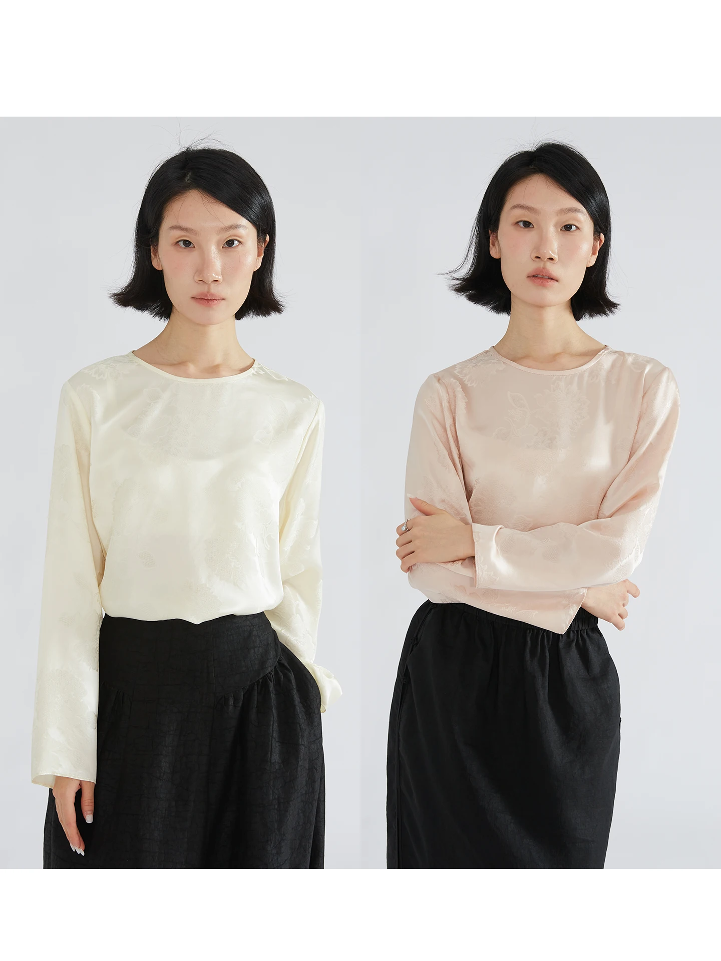 Шелковая футболка с длинным рукавом и цветочным принтом, женская повседневная модель, весенняя мода, с боковыми пуговицами, классический узор, шелк с принтом
Шелковая футболка с длинным рукавом и цветочным принтом, женская повседневная модель, весенняя мода, с боковыми пуговицами, классический узор, шелк с принтом