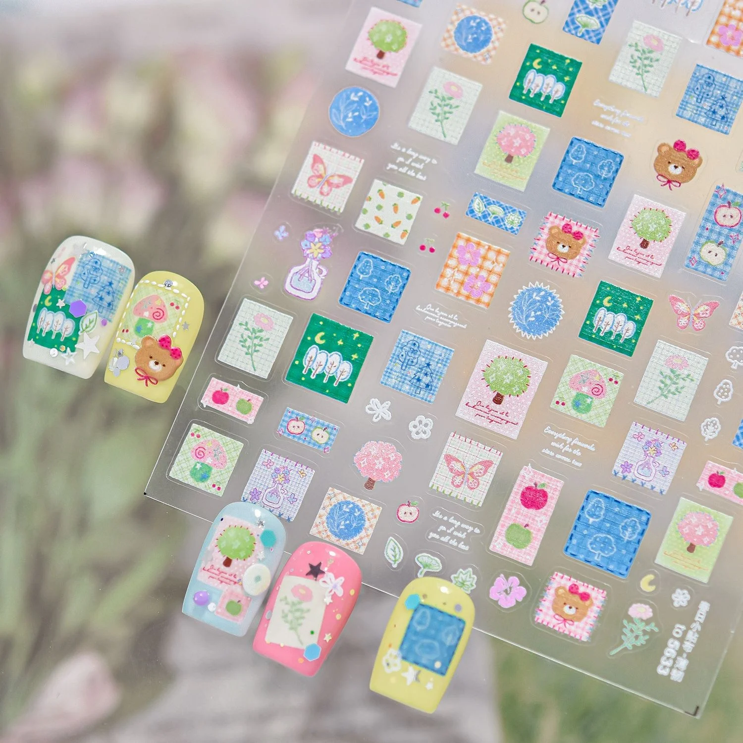 1pcs 5D Vintage Rustic Cute Gingham Bear Fruit Tree Butterfly Flower Nail Art Stickers Childlike Fun Nail Decals Manicure DIY
1pcs 5D Vintage Rustic Cute Gingham Bear Fruit Tree Butterfly Flower Nail Art Stickers Childlike Fun Nail Decals Manicure DIY