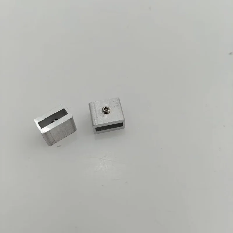 2pcs CNC Machined aluminum 2GT 6MM/9/10mm belt clip clamps for DIY 3D printer CNC Belt Clip with M3 Set fixing screw
2pcs CNC Machined aluminum 2GT 6MM/9/10mm belt clip clamps for DIY 3D printer CNC Belt Clip with M3 Set fixing screw
