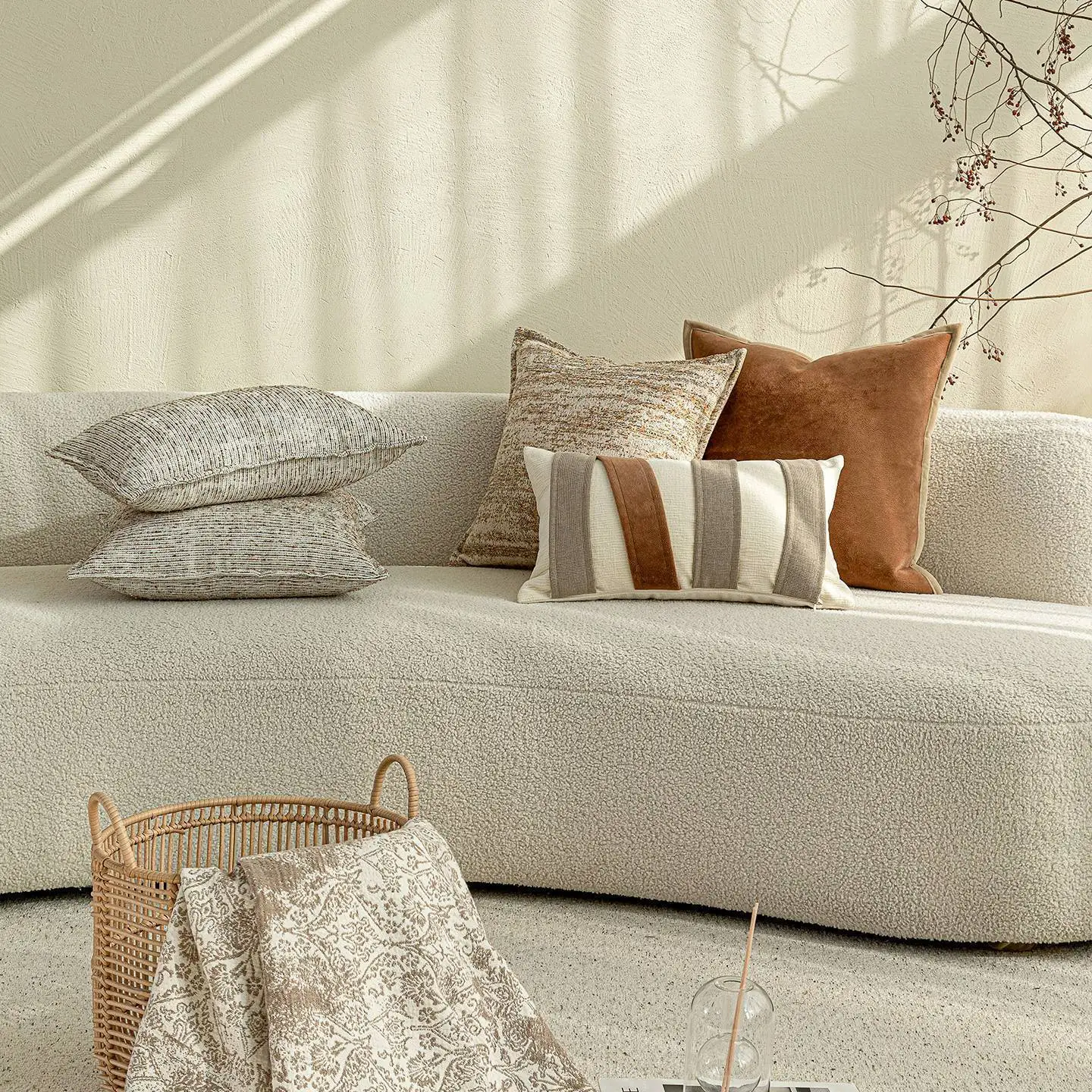 Vintage Flower Pillow Cushion Cover Cream Brown Twill Lumbar for Bed Sofa Decor Bed Decor Decoration flower pillow cushion cover
Vintage Flower Pillow Cushion Cover Cream Brown Twill Lumbar for Bed Sofa Decor Bed Decor Decoration flower pillow cushion cover