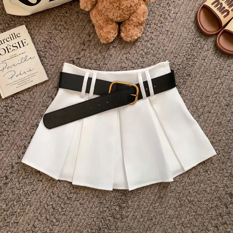 Suit pleated skirt women's summer 2025 new high-waisted and thin Spice Girl a-word skirt small versatile skirt
Suit pleated skirt women's summer 2025 new high-waisted and thin Spice Girl a-word skirt small versatile skirt