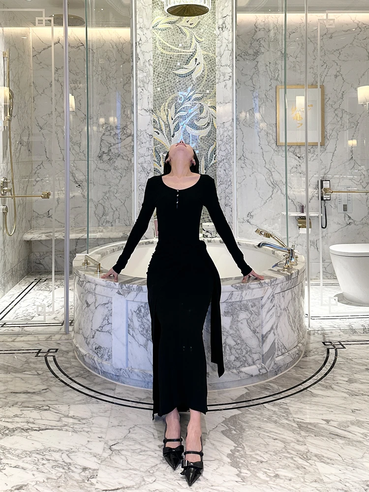 Slimming Long Dress Sexy Waist Cinching Strap French Style V-neck High Waist Autumn New Arrival Women's Fashion Gown
Slimming Long Dress Sexy Waist Cinching Strap French Style V-neck High Waist Autumn New Arrival Women's Fashion Gown