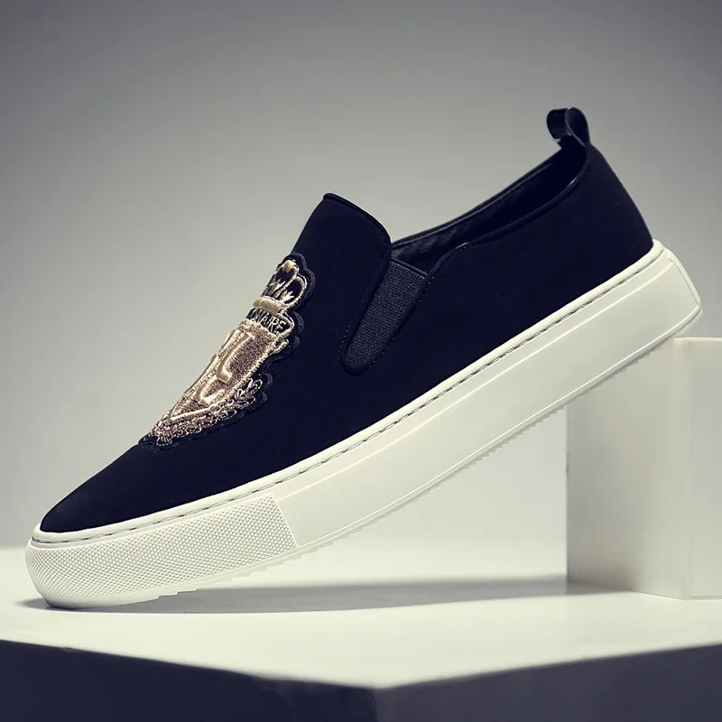 Luxury Slip-on Platform Men's Board Shoes Designer Soft Sole Casual Outdoor Man Sneakers Fashion Embroidered Male Loafers
Luxury Slip-on Platform Men's Board Shoes Designer Soft Sole Casual Outdoor Man Sneakers Fashion Embroidered Male Loafers