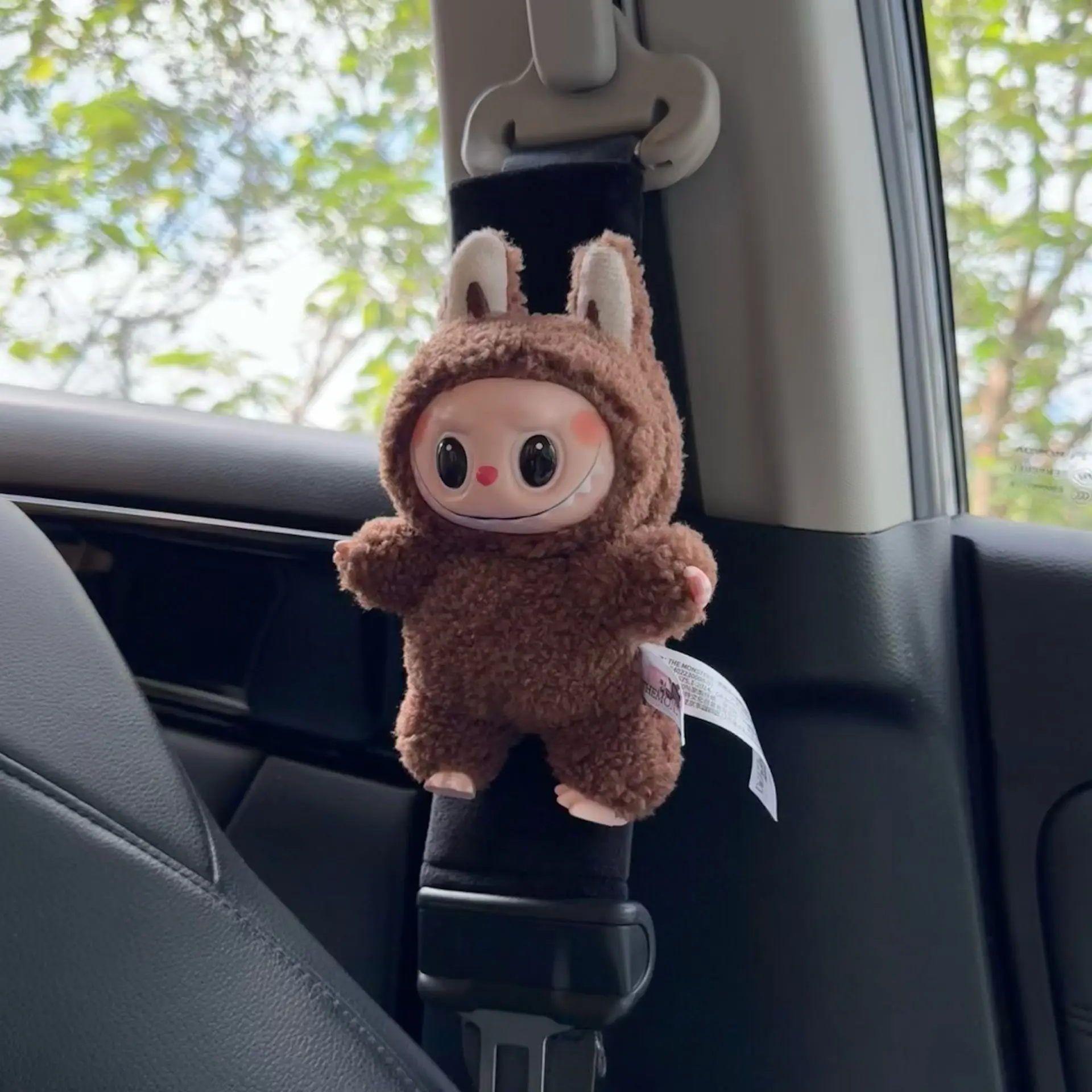 Kawaii Labubu Cartoon Doll Car Decoration Car Seat Belt Shoulder Guard Cover Anime Girl's Heart Cute Car Interior Supplies
Kawaii Labubu Cartoon Doll Car Decoration Car Seat Belt Shoulder Guard Cover Anime Girl's Heart Cute Car Interior Supplies