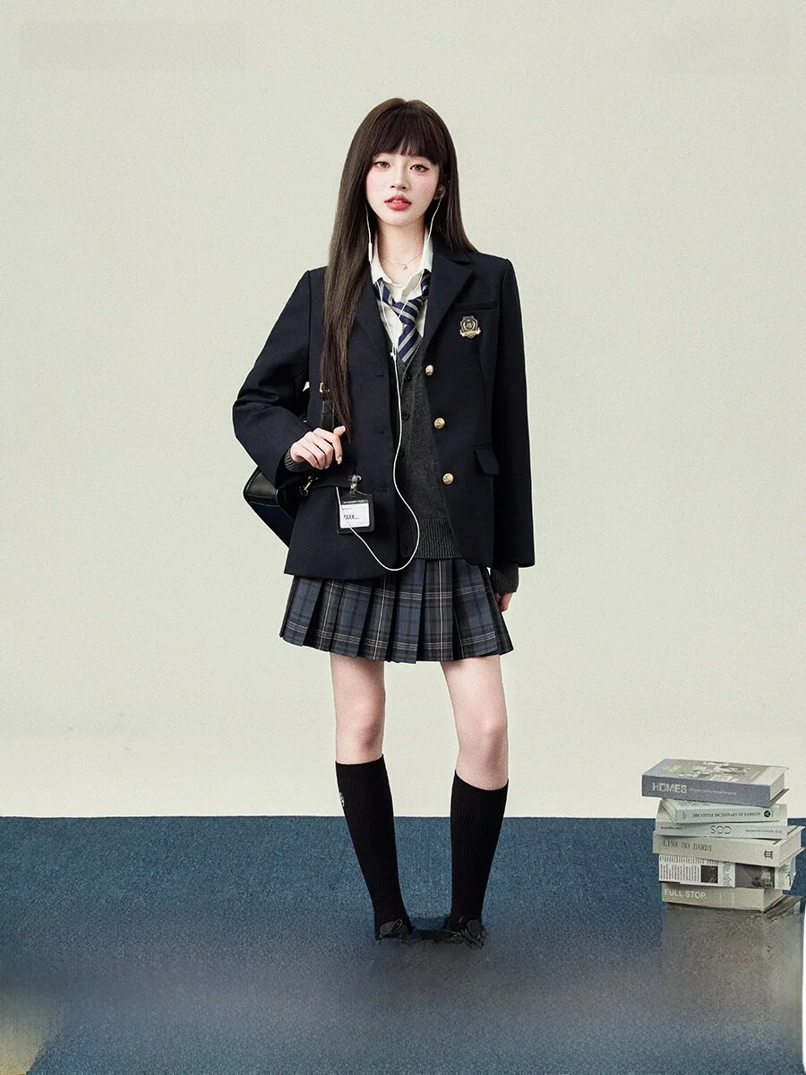 Оригинальная модель Mrs. Комплект одежды Flower Bell JK Suit Jaet для женщин, коллекция 2026 года, элитный школьный костюм, летняя коллекция
Оригинальная модель Mrs. Комплект одежды Flower Bell JK Suit Jaet для женщин, коллекция 2026 года, элитный школьный костюм, летняя коллекция