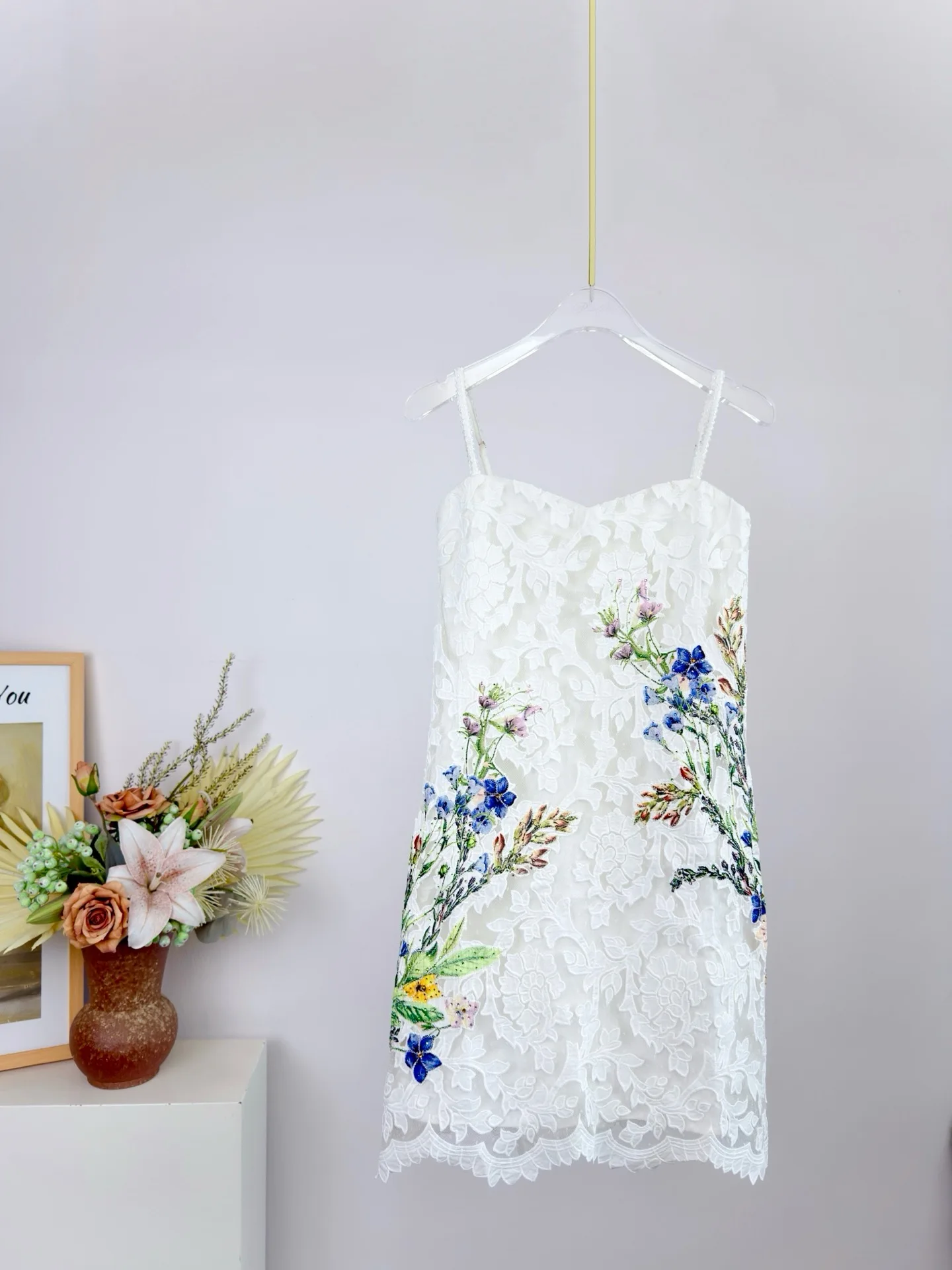 New White Lace Floral Print Mini Dress Women Spaghetti Strap Sweetheart Neck A-Line Party Dress Elegant Summer Cocktail Dress
New White Lace Floral Print Mini Dress Women Spaghetti Strap Sweetheart Neck A-Line Party Dress Elegant Summer Cocktail Dress