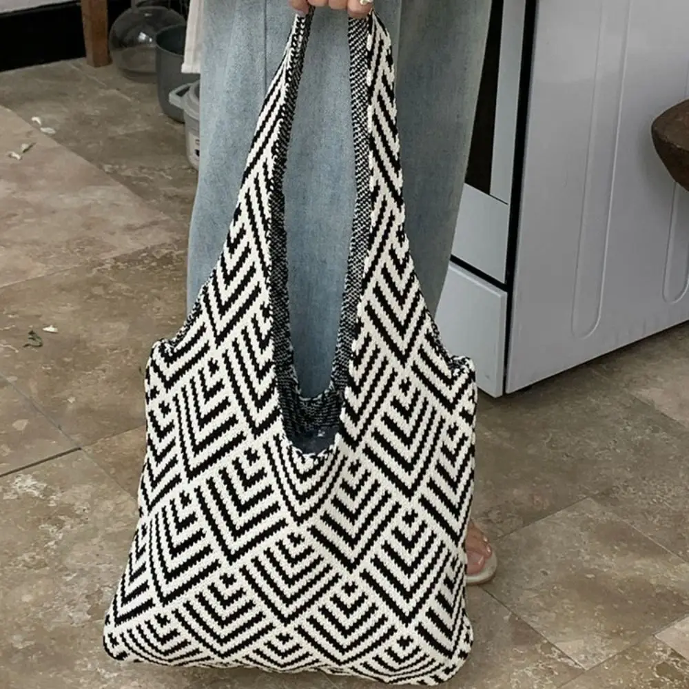 Portable Stripe Woven Tote Bag Knot Handbag Knitted Shopping Bag Key Pouch Shoulder Bag Summer Beach Pouch Travel
Portable Stripe Woven Tote Bag Knot Handbag Knitted Shopping Bag Key Pouch Shoulder Bag Summer Beach Pouch Travel