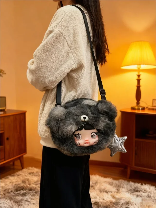 Nommi, коллекционные милые сумки, виниловая слепая коробка, плюшевая сумка через плечо, фестивальная загадочная коробка для девочек, подарок, подлинная в наличии
Nommi, коллекционные милые сумки, виниловая слепая коробка, плюшевая сумка через плечо, фестивальная загадочная коробка для девочек, подарок, подлинная в наличии