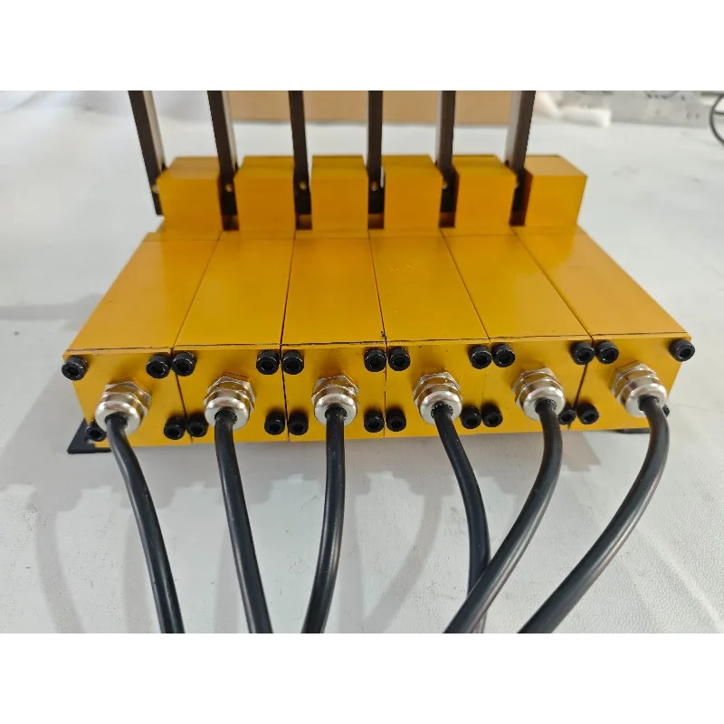 Wireless Radio Crane Remote Hydraulic Control Kits with 4 Joysticks DC 12V/24V 16kg
Wireless Radio Crane Remote Hydraulic Control Kits with 4 Joysticks DC 12V/24V 16kg