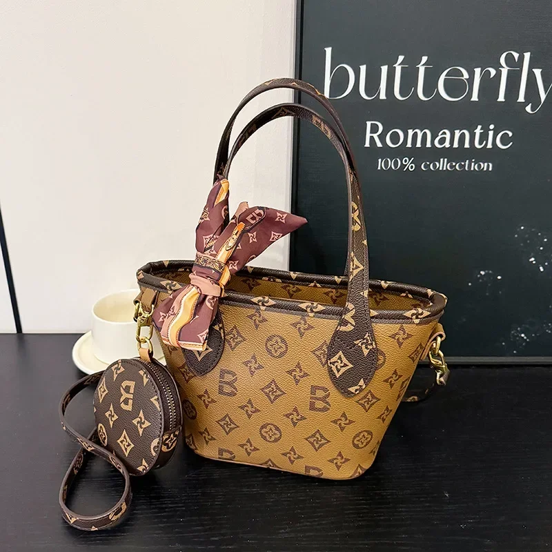 2025 Women's Vintage Bucket Tote Floral Print Convertible Shoulder Crossbody Scarf Daily Fashion Bag
2025 Women's Vintage Bucket Tote Floral Print Convertible Shoulder Crossbody Scarf Daily Fashion Bag