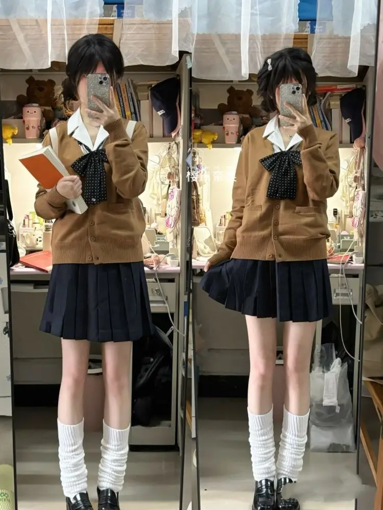 Осенне-зимний японский Sle JK orm вязаный кардиган Long Sve Academy свитер комплект юбка с узлом украшение Casu...
Осенне-зимний японский Sle JK orm вязаный кардиган Long Sve Academy свитер комплект юбка с узлом украшение Casu...