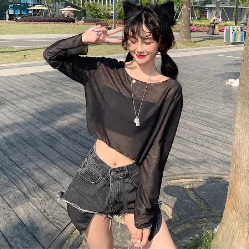 Summer Simple Sunscreen Streetwear Long Sleeve Tees Streetwear Women Fashion Loose Casual Thin Crop Top Cute Ins T Shirt Korean
Summer Simple Sunscreen Streetwear Long Sleeve Tees Streetwear Women Fashion Loose Casual Thin Crop Top Cute Ins T Shirt Korean