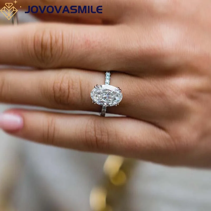JOVOVASMILE 18k золотое Муассанит женское кольцо 4,7 карат 12x8 мм Тонкий измельченный ледяной овальный белый Муассанит двойной зажим
JOVOVASMILE 18k золотое Муассанит женское кольцо 4,7 карат 12x8 мм Тонкий измельченный ледяной овальный белый Муассанит двойной зажим