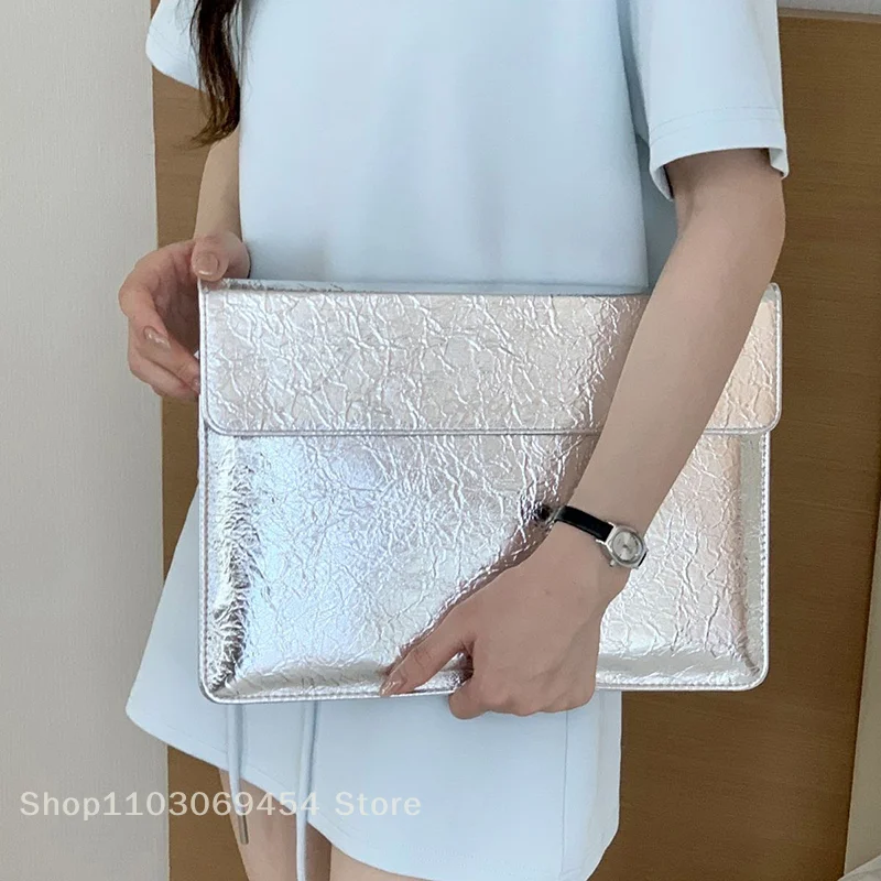 PU Leather Sliver Laptop Sleeve Bag For Macbook For Thinkpad For DELL Unisex Notebook Computer Protective Handbag
PU Leather Sliver Laptop Sleeve Bag For Macbook For Thinkpad For DELL Unisex Notebook Computer Protective Handbag