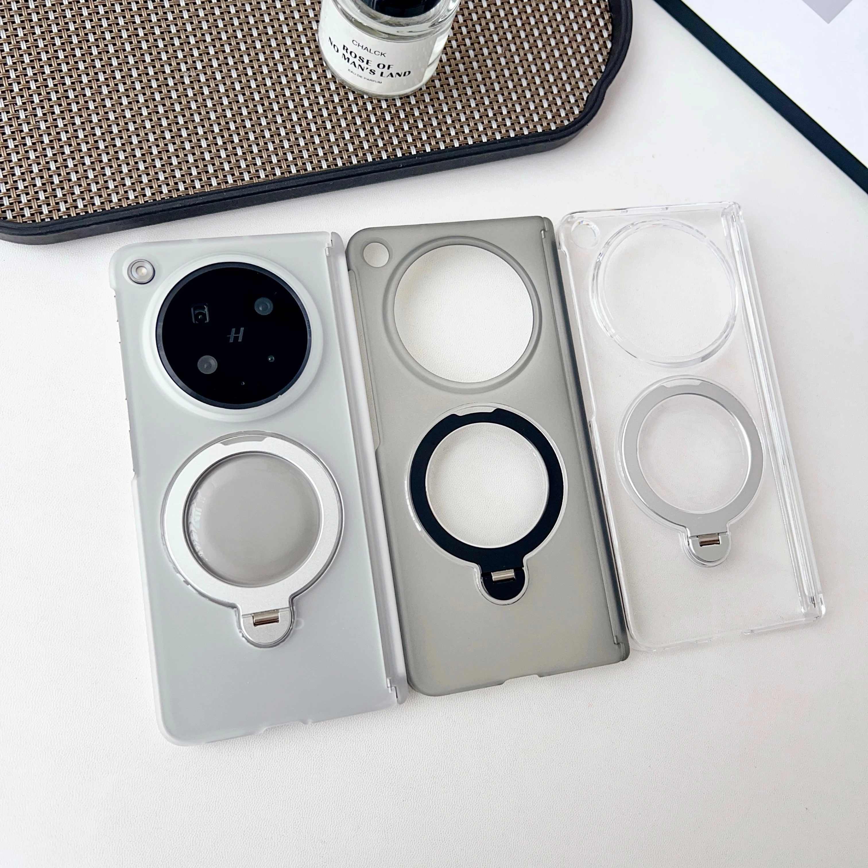 Matte Magnetic Ring Holder Bracket Dual Hinge PC Cover For OPPO Find N6 N5 Translucent For Magsafe Case Double Axis Back Shell
Matte Magnetic Ring Holder Bracket Dual Hinge PC Cover For OPPO Find N6 N5 Translucent For Magsafe Case Double Axis Back Shell