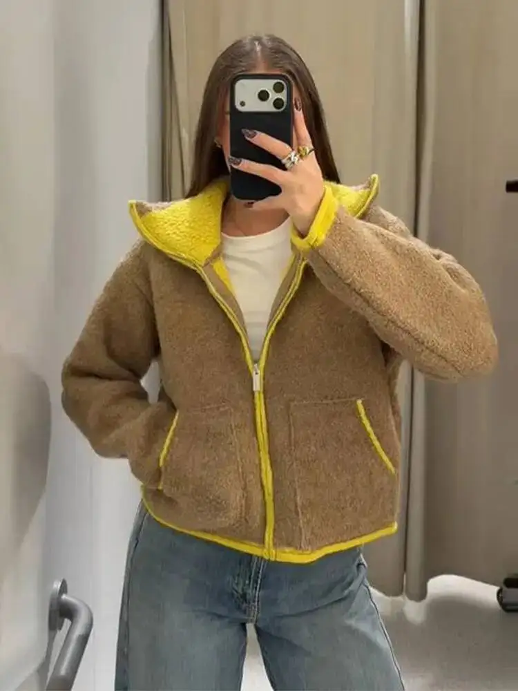 2025 New Winter Cardigans Jackets Fashion Women Loose Contrasting Color Pilot Zipper Coats Casual Thicken Outerwear
2025 New Winter Cardigans Jackets Fashion Women Loose Contrasting Color Pilot Zipper Coats Casual Thicken Outerwear