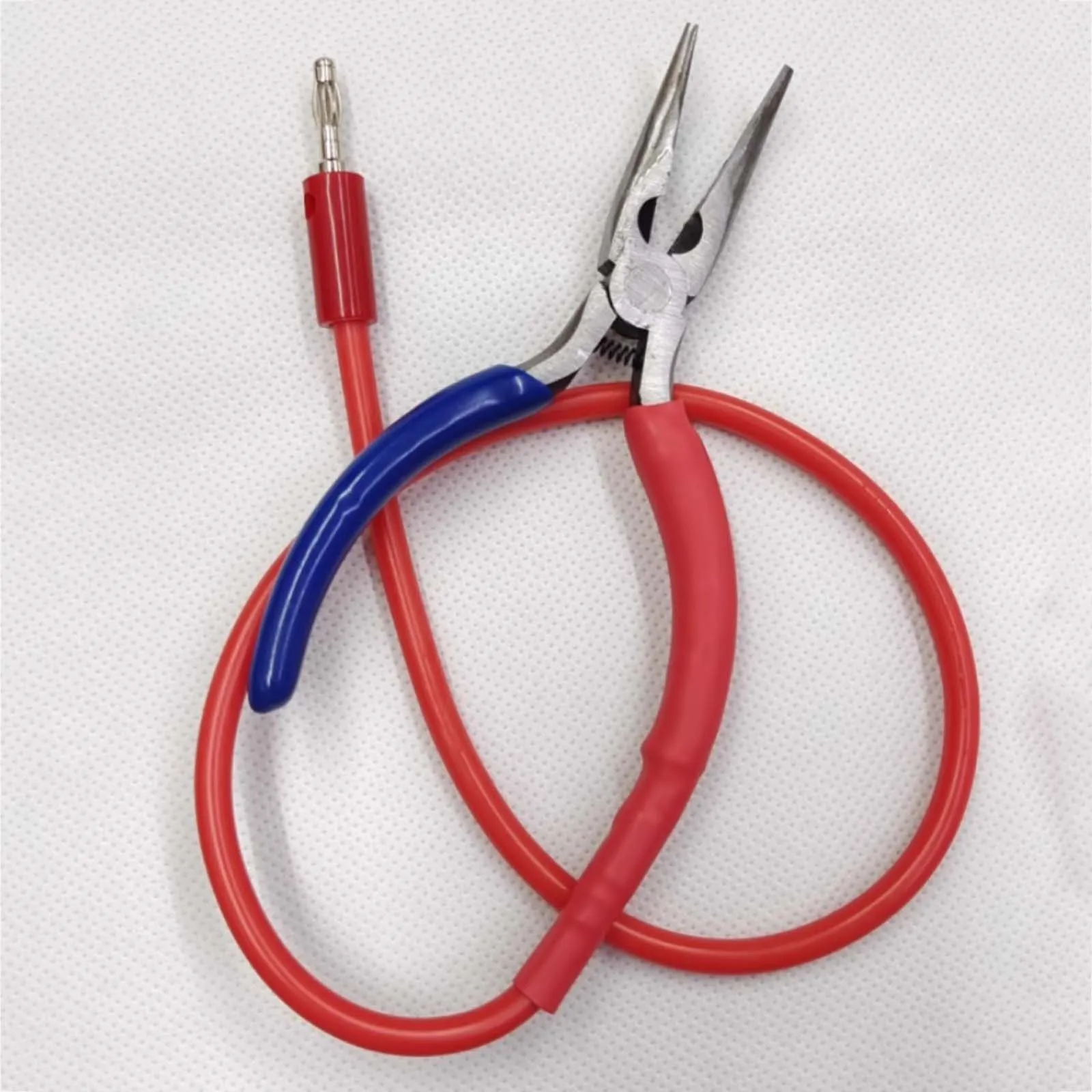 Thermocouple Spot Welding Pliers with Wire Bending Nozzle Butt Welding Machine Pliers Temperature Sensing Wire Clamp
Thermocouple Spot Welding Pliers with Wire Bending Nozzle Butt Welding Machine Pliers Temperature Sensing Wire Clamp