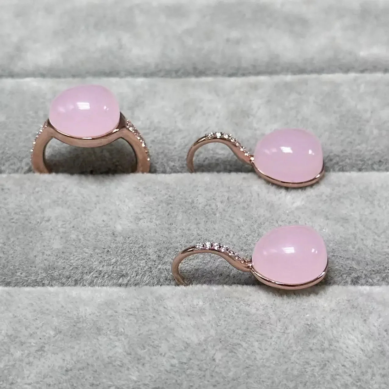2Pcs/Set Amethyst Crystal Waterdrop Jewelry Set 12x10mm Inlay Zircon Ring And Earrings Elegant Crystal WaterDrop Style Jewelry
2Pcs/Set Amethyst Crystal Waterdrop Jewelry Set 12x10mm Inlay Zircon Ring And Earrings Elegant Crystal WaterDrop Style Jewelry