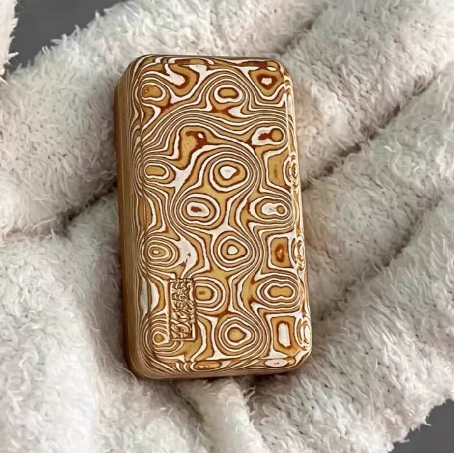 Used EDC Yedc Pig Nose Cloud Pattern mokume fidget slider decompression toy
Used EDC Yedc Pig Nose Cloud Pattern mokume fidget slider decompression toy
