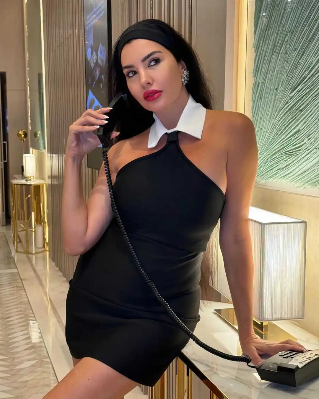 Elegant Black White Elastic Slim Fit Wrap Dress Casual Party Gathering Wine Serving Socializing Evening Wear New 2024
Elegant Black White Elastic Slim Fit Wrap Dress Casual Party Gathering Wine Serving Socializing Evening Wear New 2024