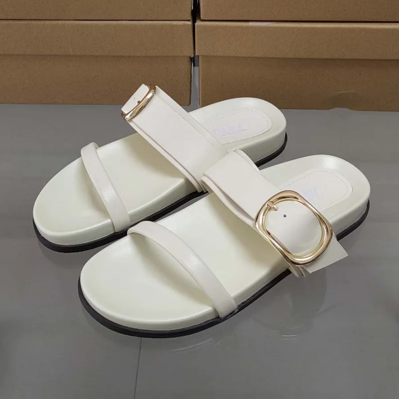 2025 Summer New Women's Shoes Round Head Open Toe Metal Belt Buckle Flat Heel Thick soled Slippers Women's Outdoor Wear
2025 Summer New Women's Shoes Round Head Open Toe Metal Belt Buckle Flat Heel Thick soled Slippers Women's Outdoor Wear