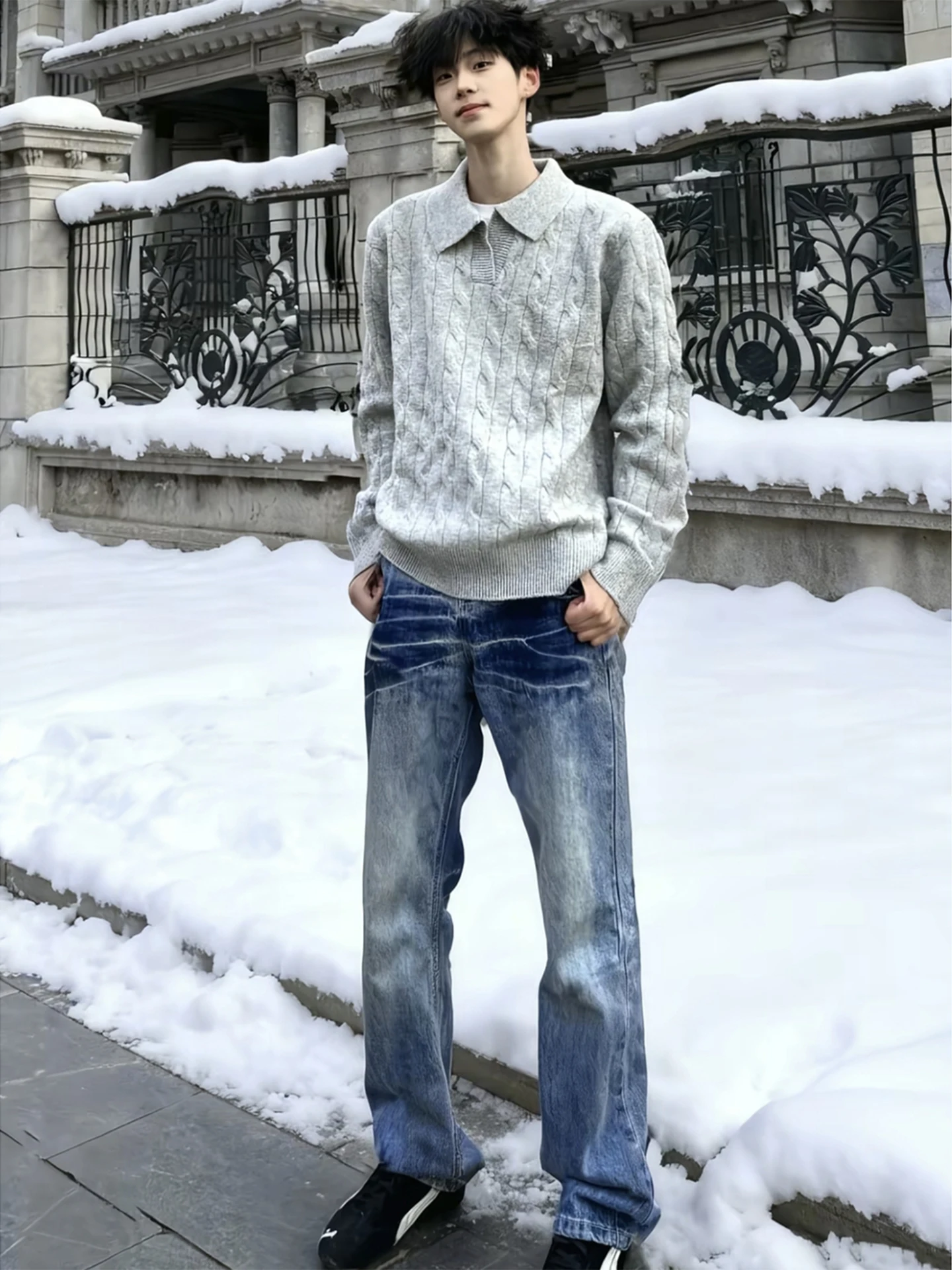 Мужской свитер Light ey с V-образным вырезом, спиральным узором, зимний повседневный топ, свободный крой, мягкий, удобный, с длинными рукавами
Мужской свитер Light ey с V-образным вырезом, спиральным узором, зимний повседневный топ, свободный крой, мягкий, удобный, с длинными рукавами