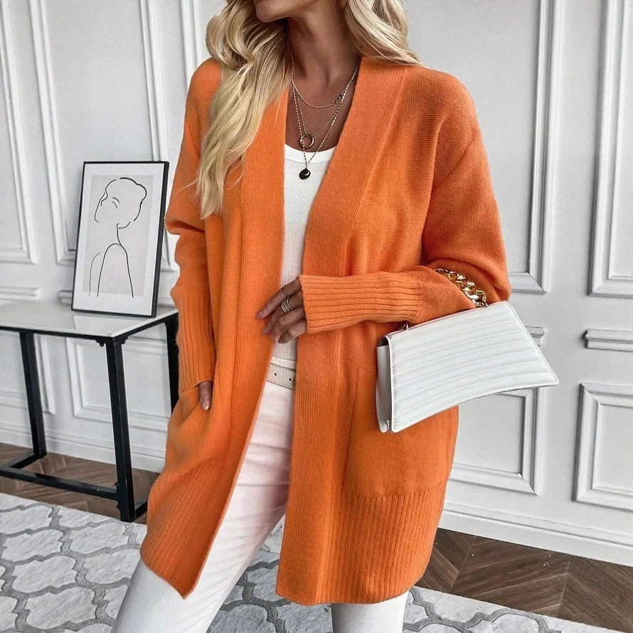 2025 Women's New Autumn and Winter Loose Casual V-neck Sweater
2025 Women's New Autumn and Winter Loose Casual V-neck Sweater