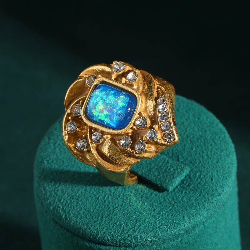 Vintage Aobao Retro Dopamine Blue Shell Rings Gold Color Shape Luxury Rhinestones Antique Jewelry Accessories Wedding for Women
Vintage Aobao Retro Dopamine Blue Shell Rings Gold Color Shape Luxury Rhinestones Antique Jewelry Accessories Wedding for Women