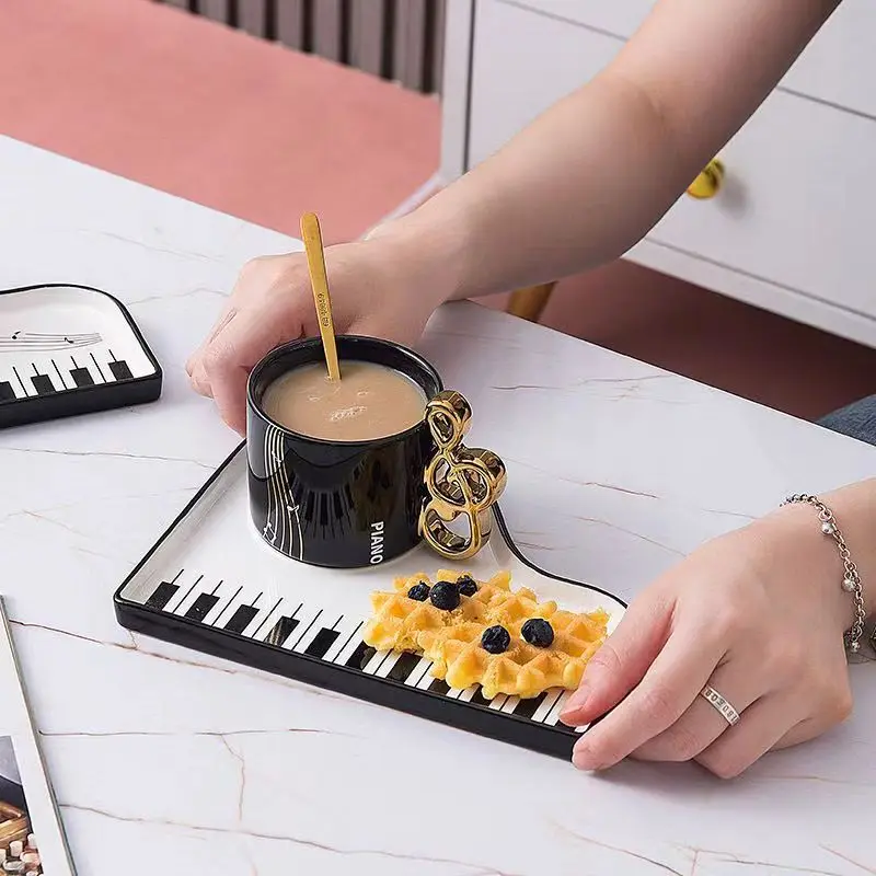 Black and White Piano Ceramic Mug, Saucer and Spoon Set, Exquisite Cappuccino Coffee, Afternoon Tea Cup, Drinkware, New
Black and White Piano Ceramic Mug, Saucer and Spoon Set, Exquisite Cappuccino Coffee, Afternoon Tea Cup, Drinkware, New