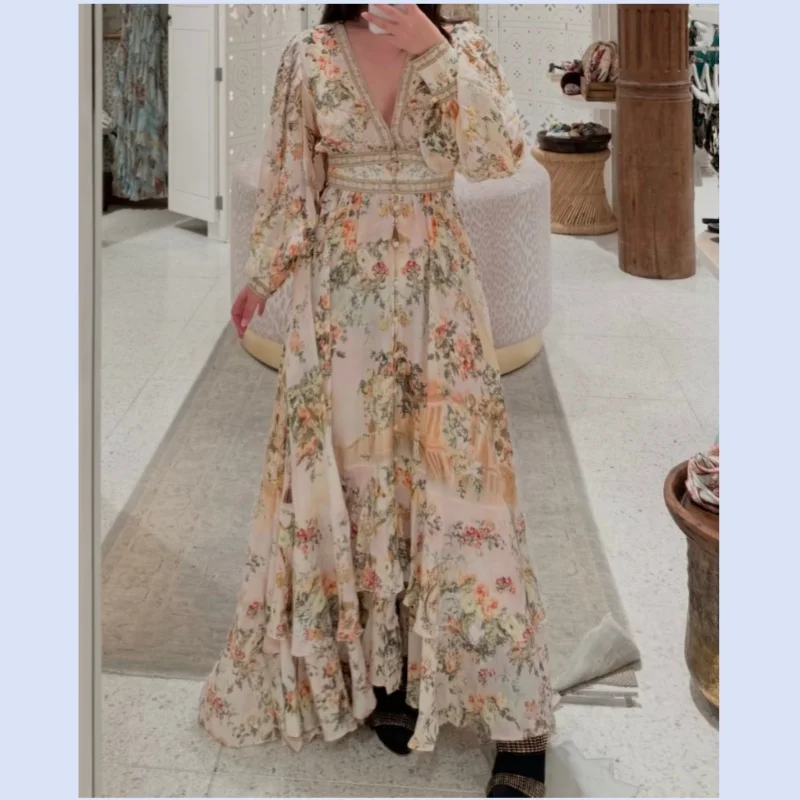 Australian noblewoman yellow printed long sleeved V-neck waist cinched diamond hot pressed silk long dress
Australian noblewoman yellow printed long sleeved V-neck waist cinched diamond hot pressed silk long dress