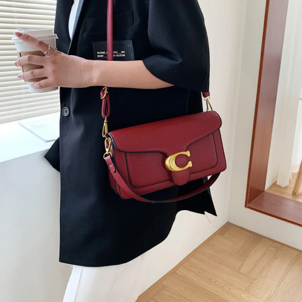 2026 new style high-end fashionable caviar small square bag double strap fashionable women's underarm messenger bag
2026 new style high-end fashionable caviar small square bag double strap fashionable women's underarm messenger bag