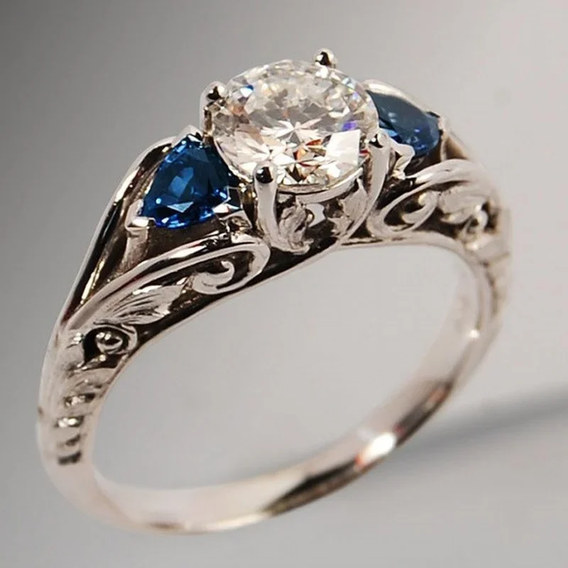 Luxury Metal Silver Plated Artisan Inlaid Boutique White Zircon Rings Ladies Simple Romantic Travel Reception Ring Jewelry
Luxury Metal Silver Plated Artisan Inlaid Boutique White Zircon Rings Ladies Simple Romantic Travel Reception Ring Jewelry