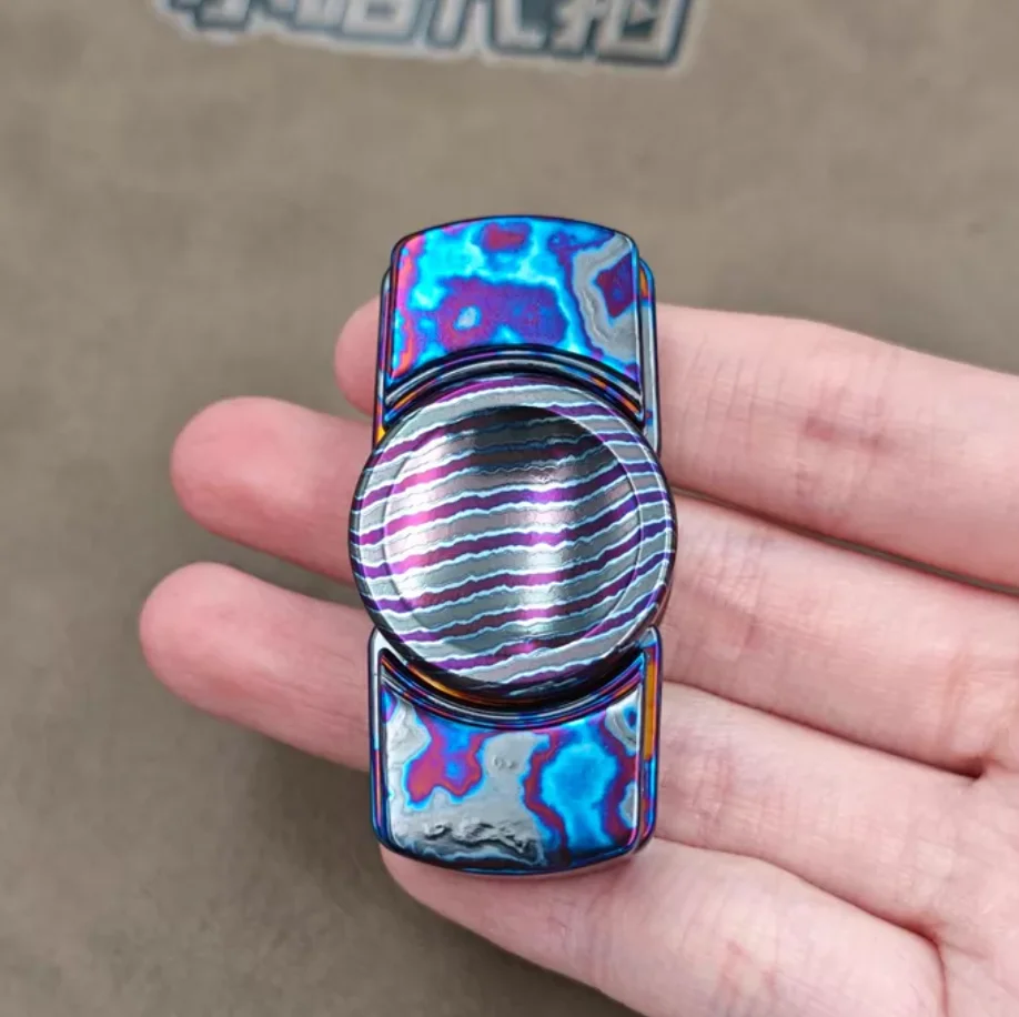 Used EDC high+light+m2+zircuti spinner Fingertip gyroscope Decompression toys
Used EDC high+light+m2+zircuti spinner Fingertip gyroscope Decompression toys