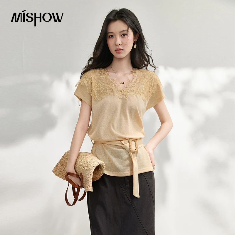 MISHOW French Lace Short Sleeved V-Neck T-Shirt For Women 2026 Summer Fashion Slimming Design Casual Top With Belt MXF26T1658
MISHOW French Lace Short Sleeved V-Neck T-Shirt For Women 2026 Summer Fashion Slimming Design Casual Top With Belt MXF26T1658