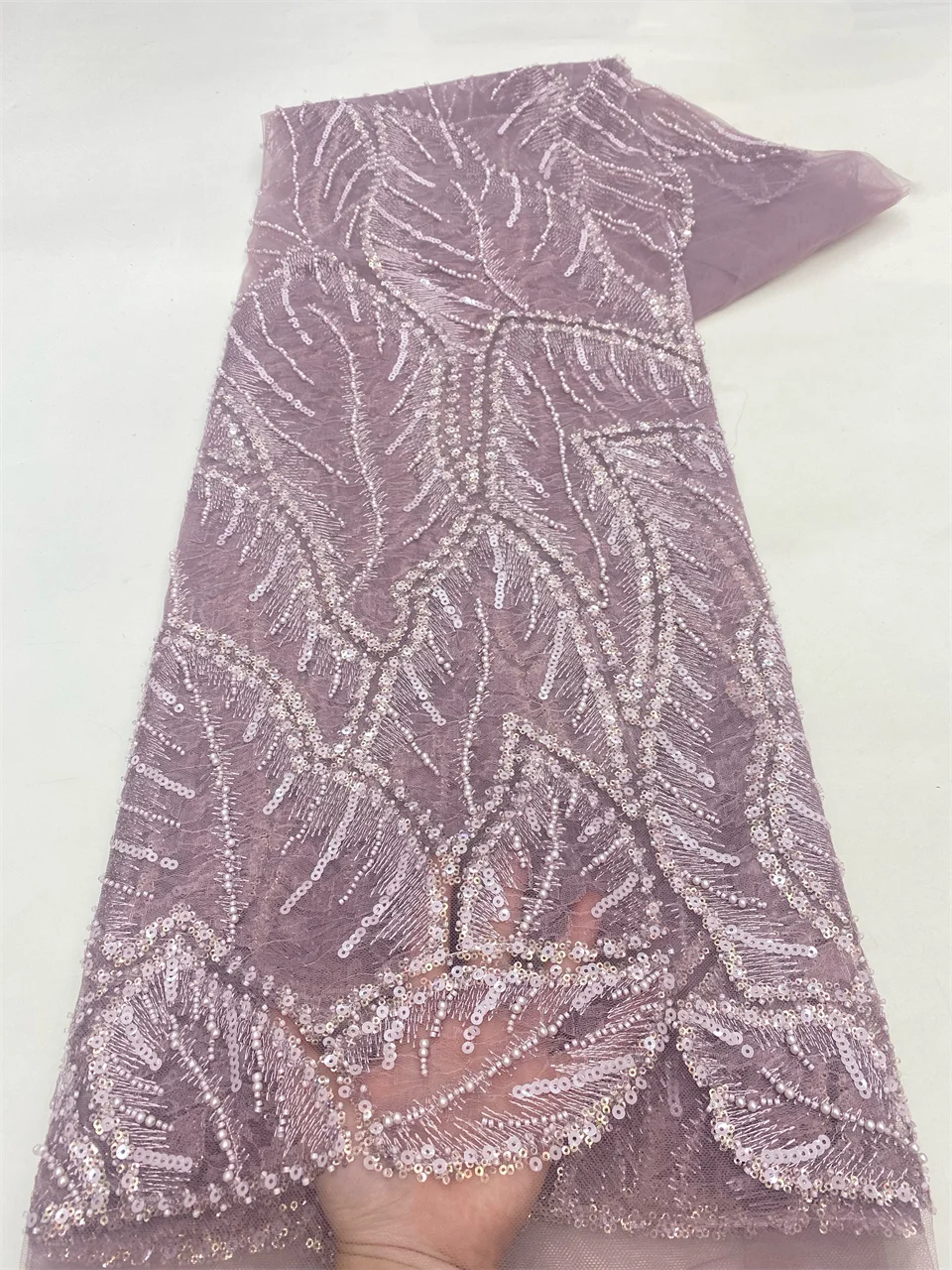 Latest African Beaded Lace Net Fabric 5 Yards 2025 High Quality Nigerian Wedding Material Luxury Sequins Beads Fabric for Sewing
Latest African Beaded Lace Net Fabric 5 Yards 2025 High Quality Nigerian Wedding Material Luxury Sequins Beads Fabric for Sewing