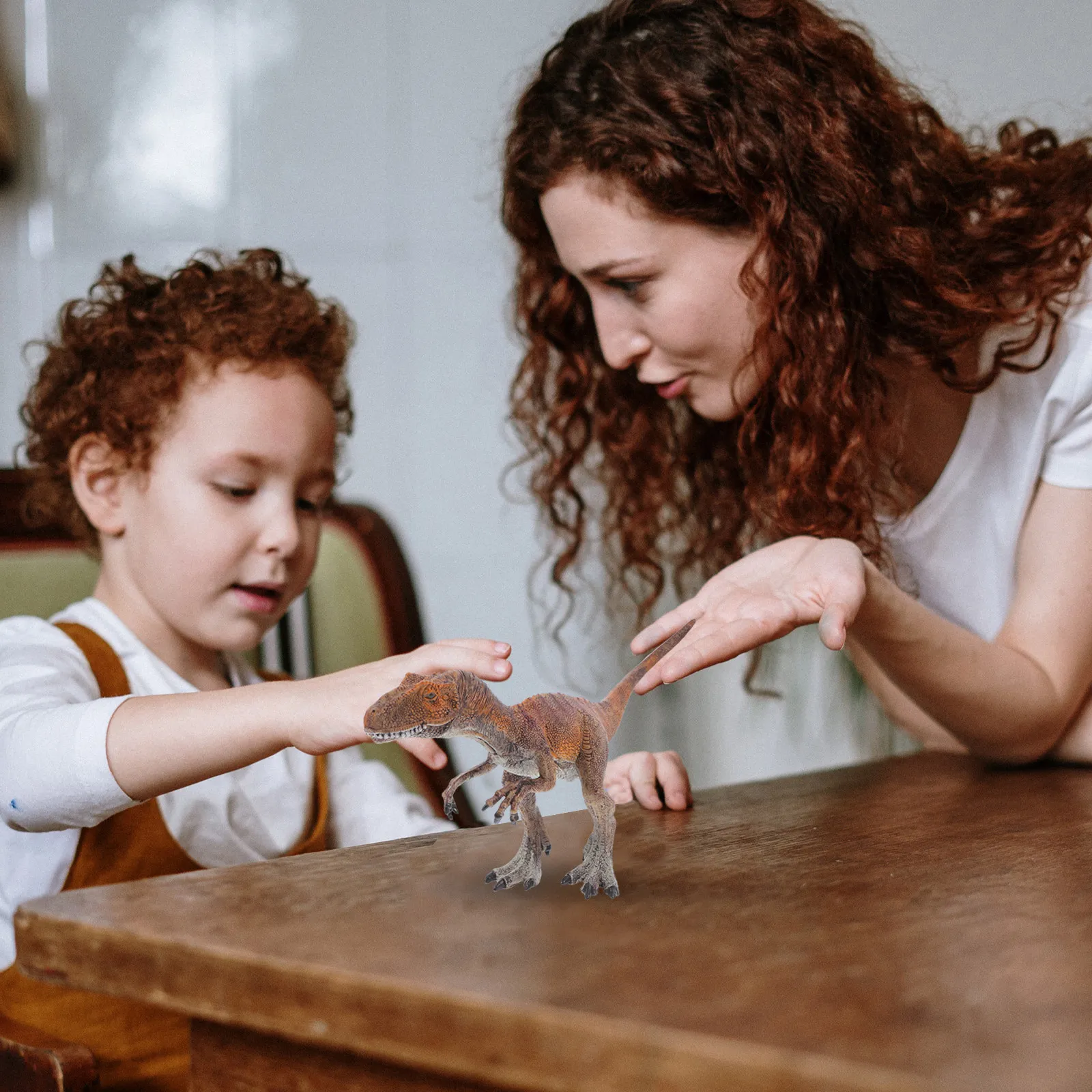 1Pcs Chic Allosaurus Dinosaur Ornament Creative Home Decoration Piece for Kids Teachers Collectors Room Accent
1Pcs Chic Allosaurus Dinosaur Ornament Creative Home Decoration Piece for Kids Teachers Collectors Room Accent
