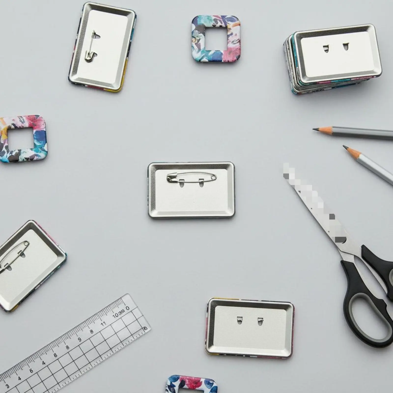 Rectangular Badge Creator Multi-Purpose Badge Creator Button Press Machine Allall-in-All-in-a Single Craft Tool Long-Lasting
Rectangular Badge Creator Multi-Purpose Badge Creator Button Press Machine Allall-in-All-in-a Single Craft Tool Long-Lasting