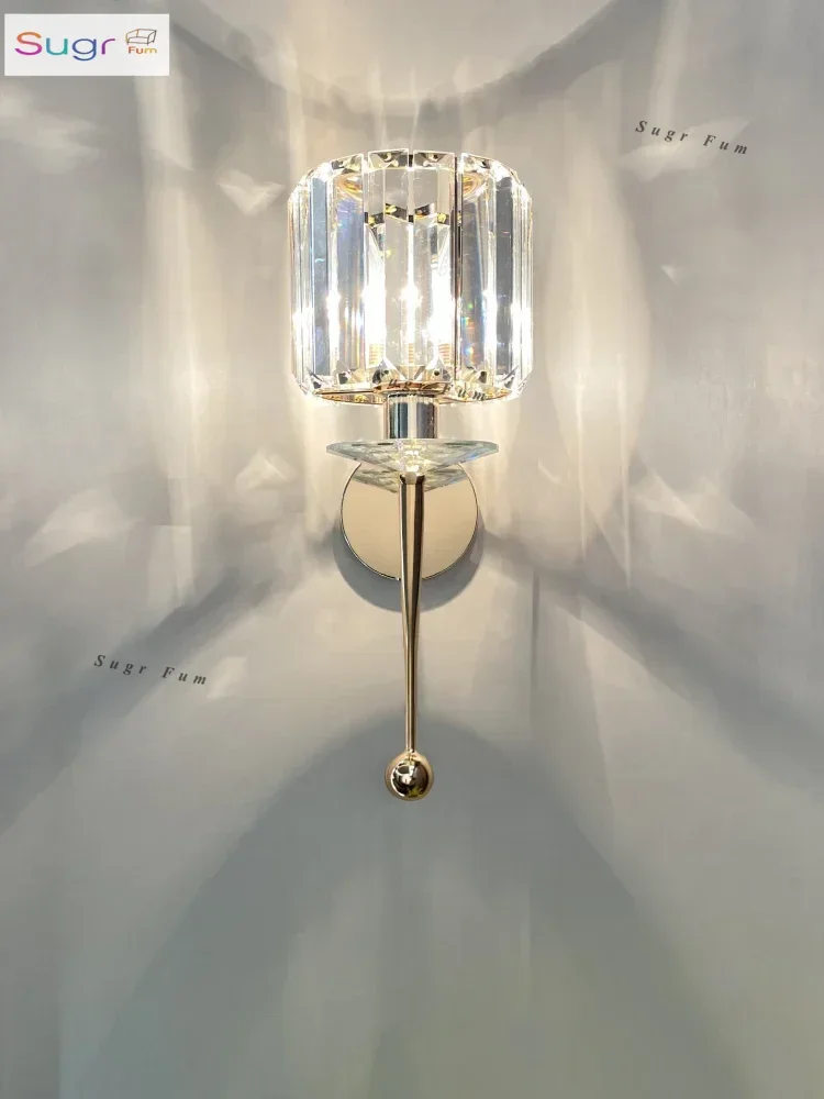 Light luxury crystal wall lamp 2024 new creative and personalized living room background decoration light modern and simple bedr
Light luxury crystal wall lamp 2024 new creative and personalized living room background decoration light modern and simple bedr