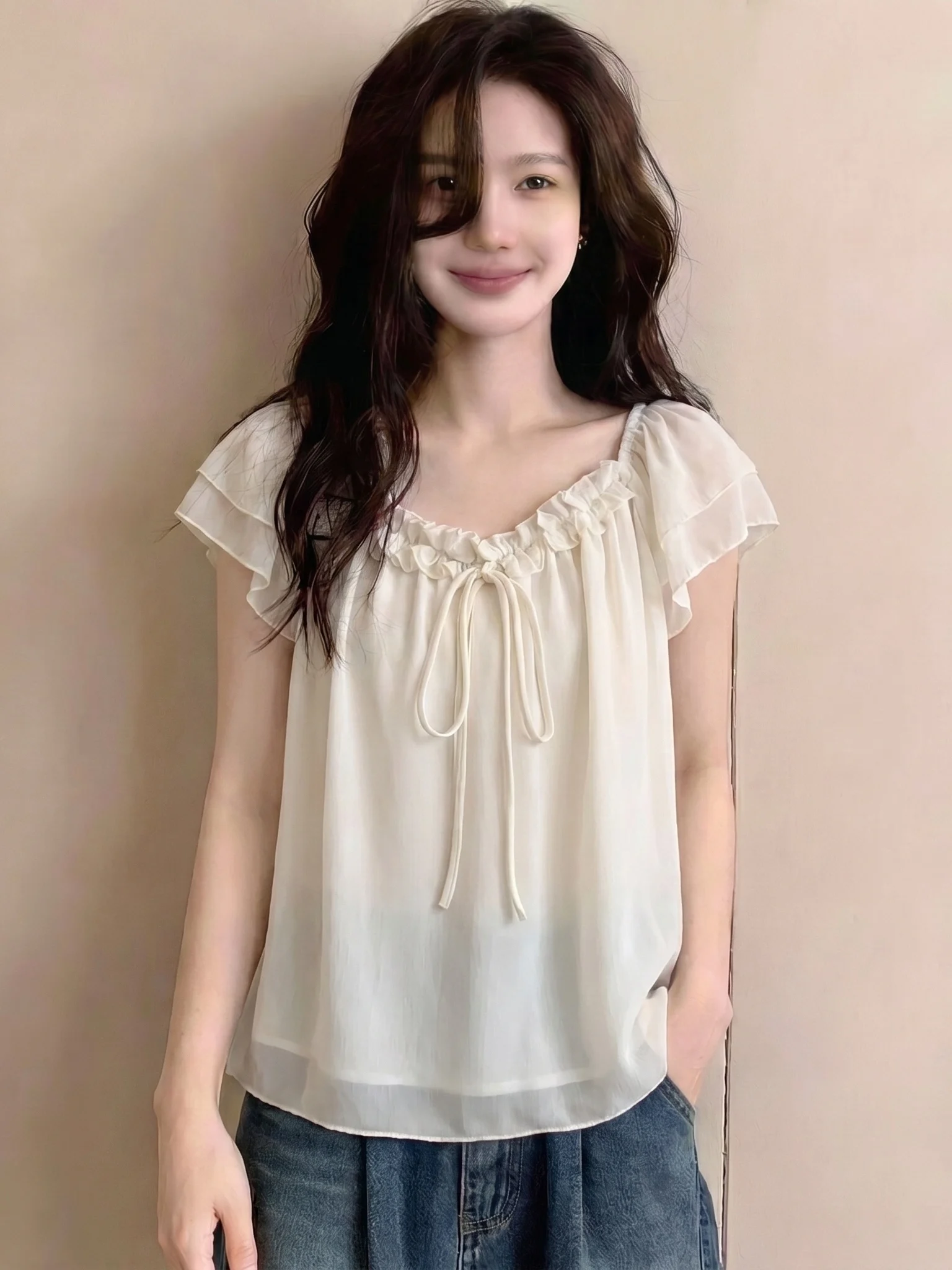 Summer New Style Women's Flounce Sleeve Chiffon Shirt Korean Version Loose Fit Commute Wind Short Sleeve Doll Shirt Top
Summer New Style Women's Flounce Sleeve Chiffon Shirt Korean Version Loose Fit Commute Wind Short Sleeve Doll Shirt Top
