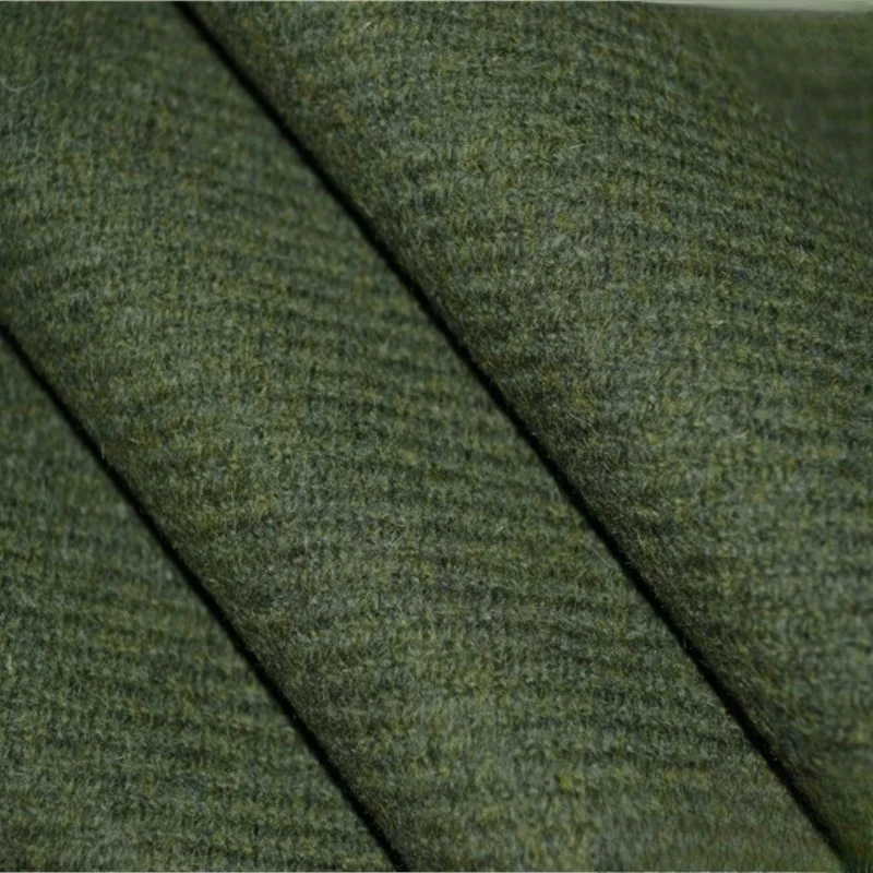 Pickle-colored twill wool fabric for autumn and winter suit jackets trousers
Pickle-colored twill wool fabric for autumn and winter suit jackets trousers