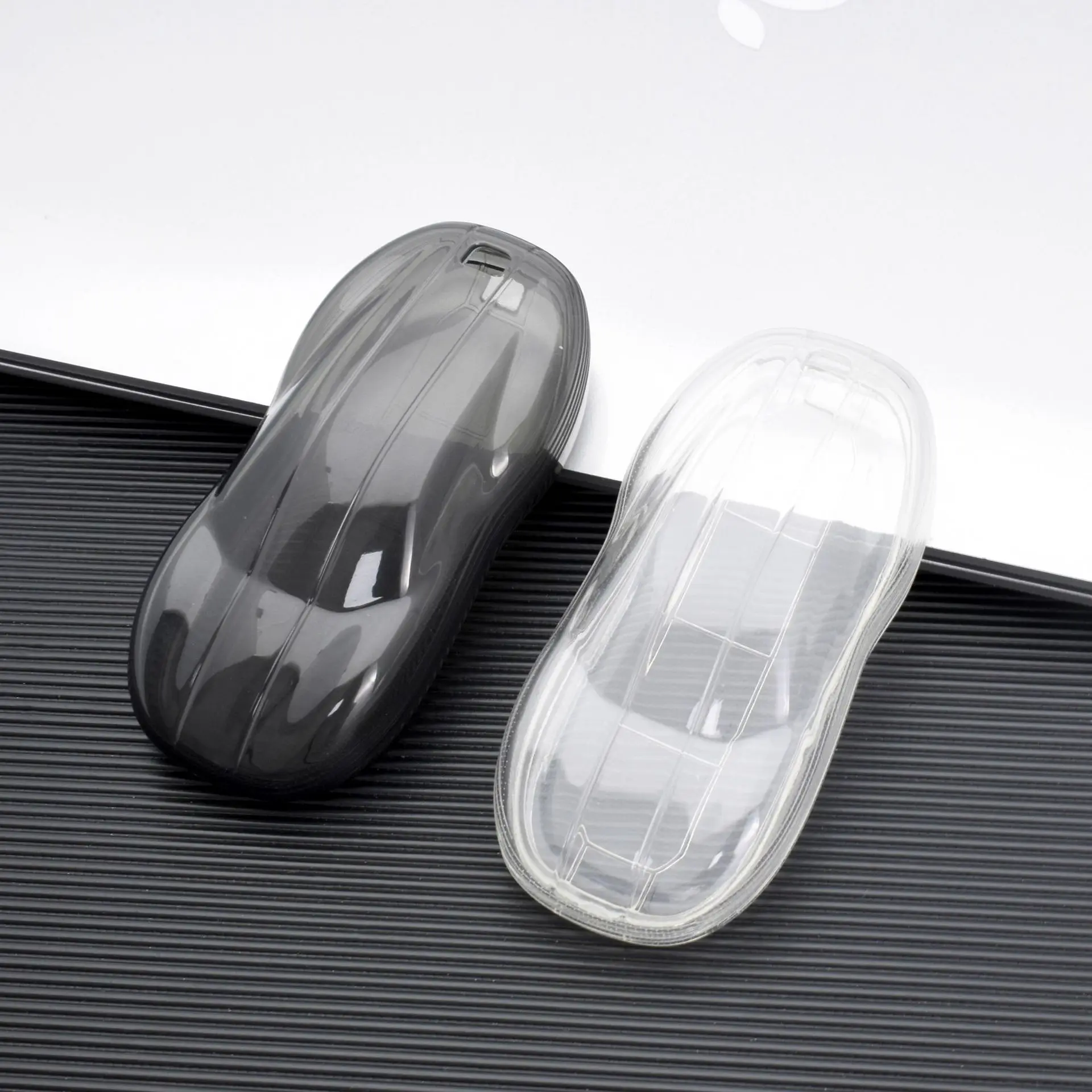 for Applicable to Xiaomi Su7 car key cover TPU high transparency anti-fall key bag new Yu7 transparent key case anti-fall
for Applicable to Xiaomi Su7 car key cover TPU high transparency anti-fall key bag new Yu7 transparent key case anti-fall