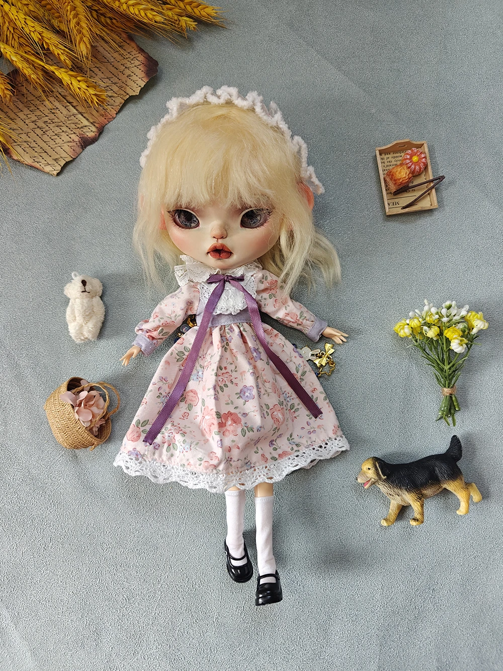 Новый комплект одежды для кукол Blythe: милый зимний розовый набор с цветочным принтом для кукол Ymy, Lica, Azones, Ob22, 24, 27, аксессуары для кукол YMY.
Новый комплект одежды для кукол Blythe: милый зимний розовый набор с цветочным принтом для кукол Ymy, Lica, Azones, Ob22, 24, 27, аксессуары для кукол YMY.