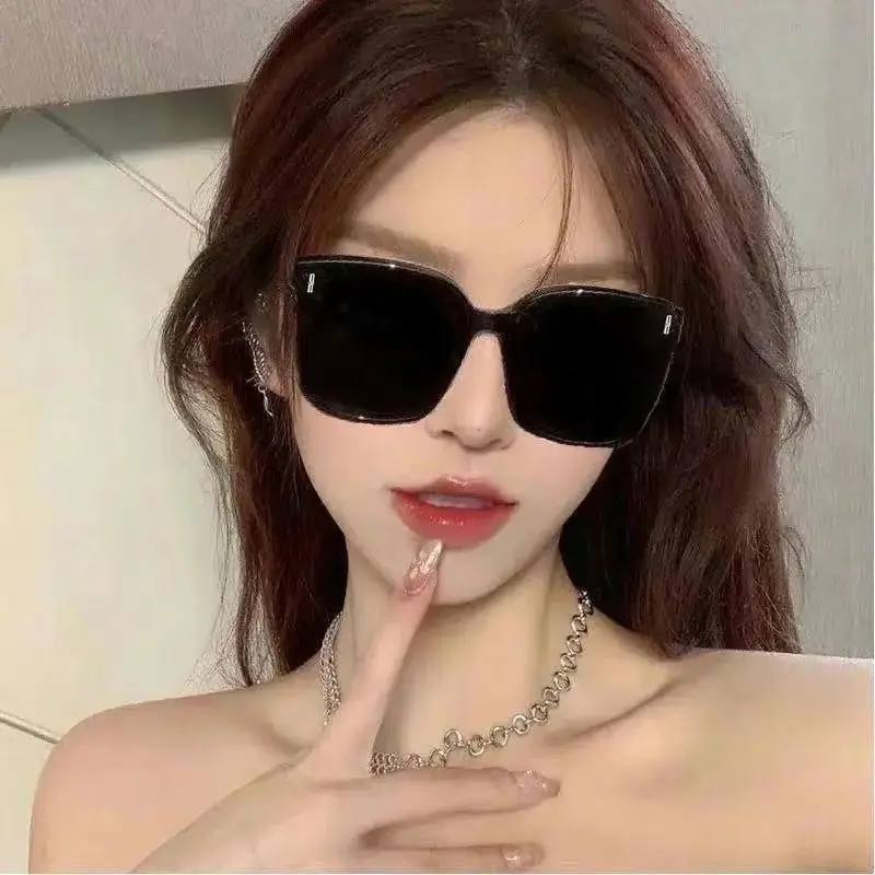 Brand-new high-definition polarized anti-ultraviolet sports sunglasses, trendy outdoor cycling sunglasses 
Brand-new high-definition polarized anti-ultraviolet sports sunglasses, trendy outdoor cycling sunglasses