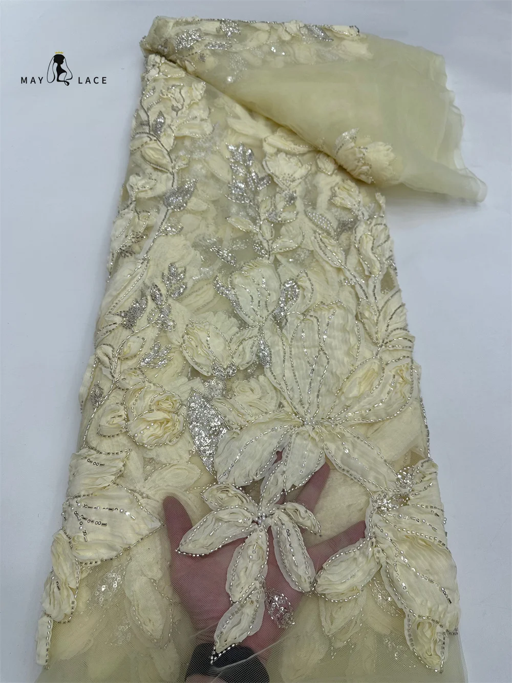 Creamy yellow African Luxury 3D Beaded Tulle Lace Fabric 2025 High Quality Nigerian Sequins Lace Fabric Fro Bridal Wedding Dress
Creamy yellow African Luxury 3D Beaded Tulle Lace Fabric 2025 High Quality Nigerian Sequins Lace Fabric Fro Bridal Wedding Dress