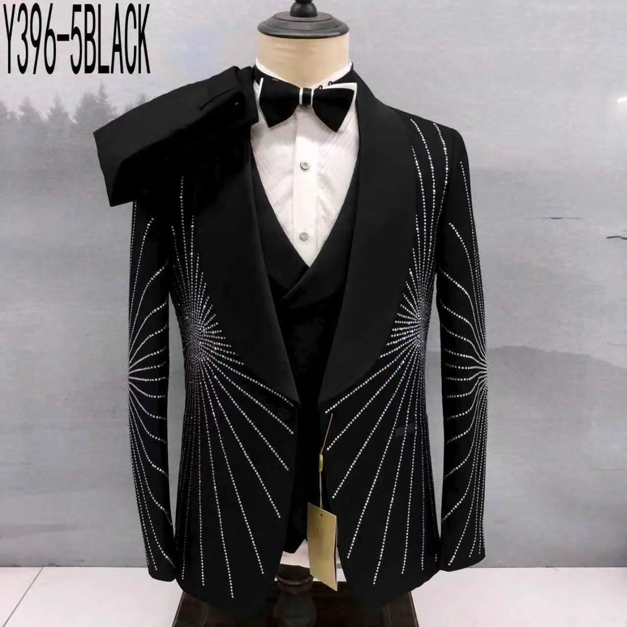 2026 Custom Latest design Classic Shiny black wedding suits for men slim fit suit groom best party tuxedo fashion 3 piece Blazer
2026 Custom Latest design Classic Shiny black wedding suits for men slim fit suit groom best party tuxedo fashion 3 piece Blazer