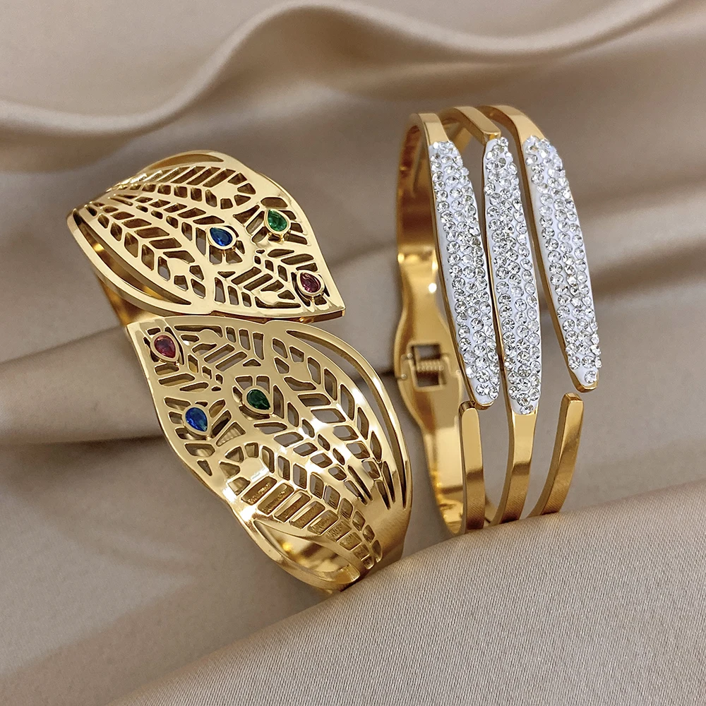 Vintage Colored Zircon Hollow Leaf Golden Waterproof Stainless Steel Bangle for Women Three-layer Spring Open Bracelet Jewelry
Vintage Colored Zircon Hollow Leaf Golden Waterproof Stainless Steel Bangle for Women Three-layer Spring Open Bracelet Jewelry